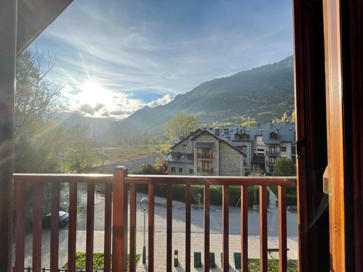 B31 - Urb. La Coma 3º - Villmor Daire Benasque Dış mekan fotoğraf